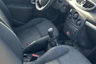 Boitier UCH RENAULT CLIO 3