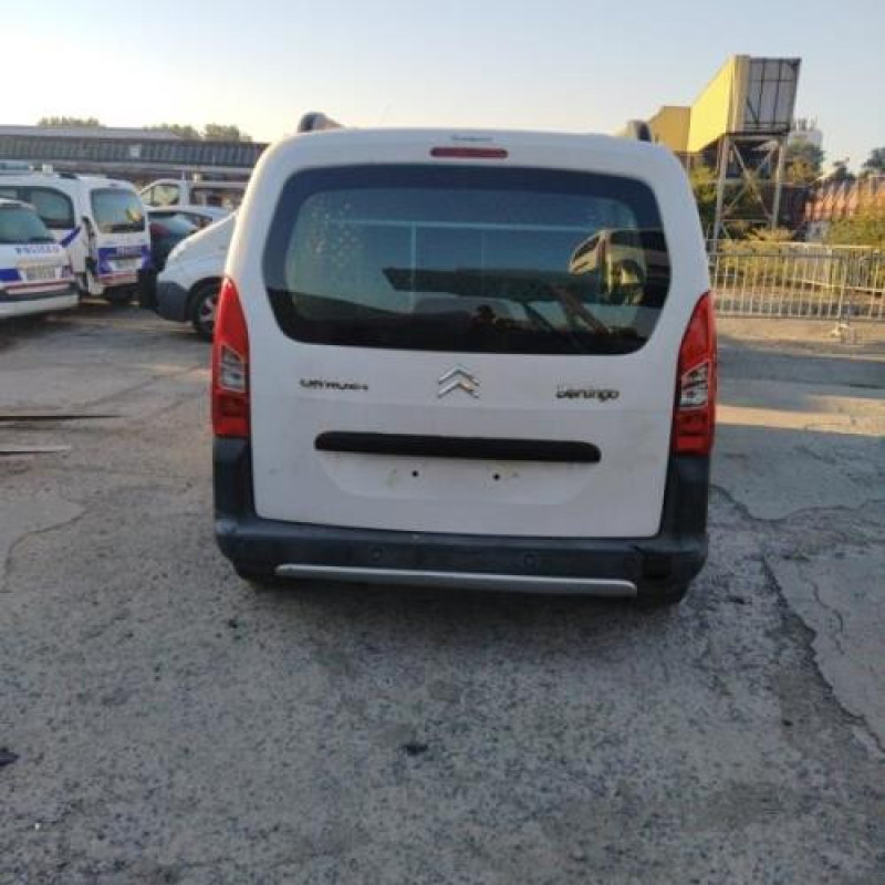 Porte fusible CITROEN BERLINGO 2 Photo n°6