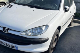 Serrure avant droit PEUGEOT 206