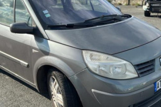 Boitier UCH RENAULT SCENIC 2