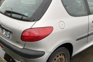 Pare choc arriere PEUGEOT 206