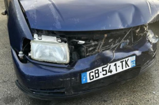 Porte avant droit VOLKSWAGEN POLO 3