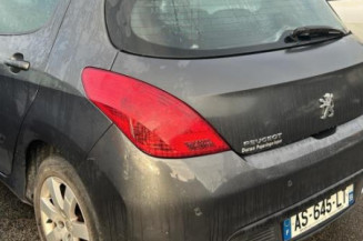 Arret de porte avant droit PEUGEOT 308 1