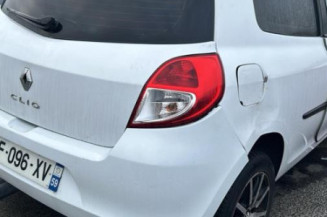 Fermeture de capot RENAULT CLIO 3