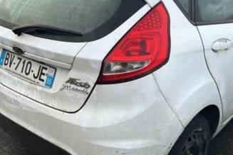 Bouton de coffre FORD FIESTA 6