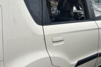 Bouton de coffre KIA SOUL 1