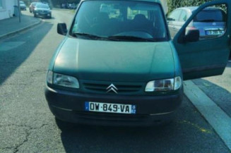 Pare boue avant gauche CITROEN BERLINGO 1