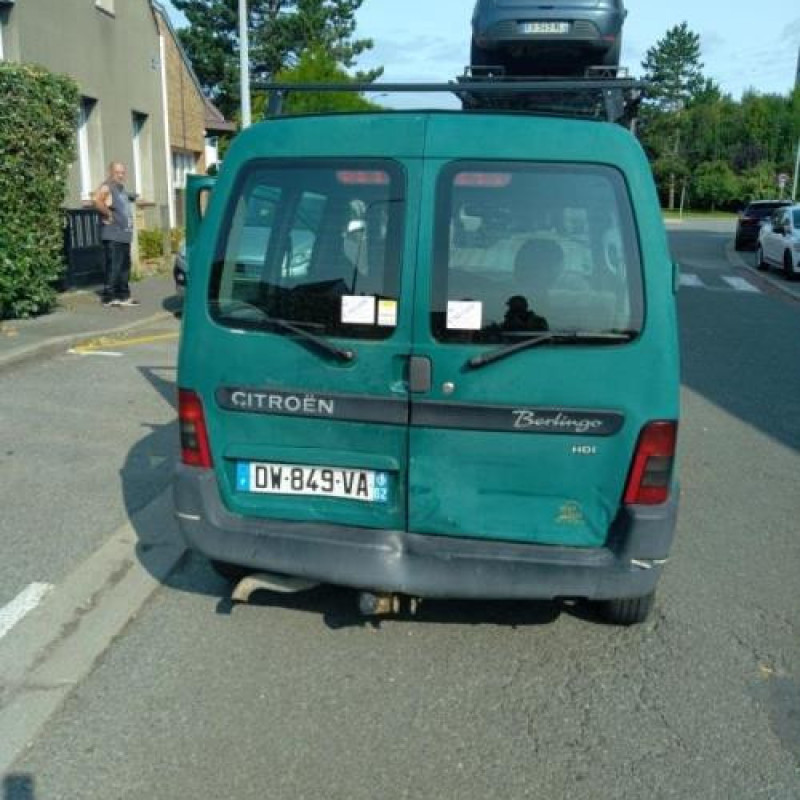 Pare boue avant gauche CITROEN BERLINGO 1 Photo n°6