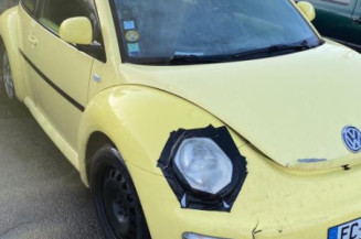 Poignee porte avant droit VOLKSWAGEN NEW BEETLE 1