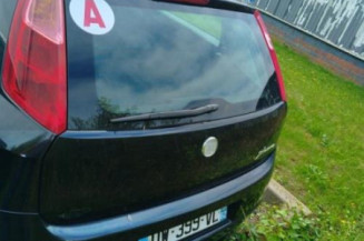 Anti brouillard droit (feux) FIAT GRANDE PUNTO