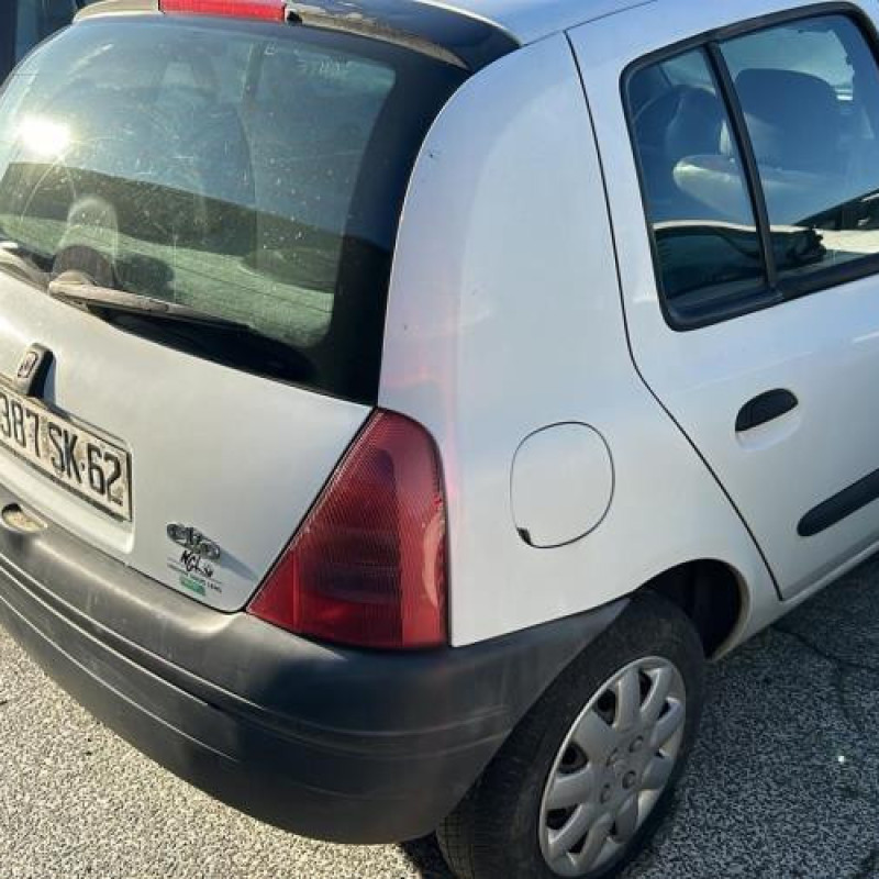 Leve vitre mecanique arriere gauche RENAULT CLIO 2 Photo n°12