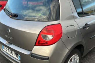 Plage arriere RENAULT CLIO 3