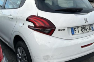 Malle/Hayon arriere PEUGEOT 208 1