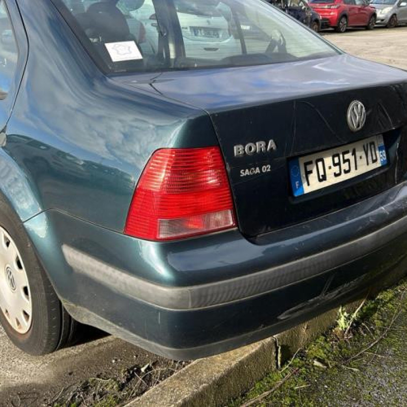 Antenne VOLKSWAGEN BORA Photo n°9