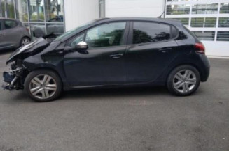 Serrure arriere droit PEUGEOT 208 1