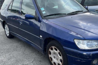 Calandre PEUGEOT 306