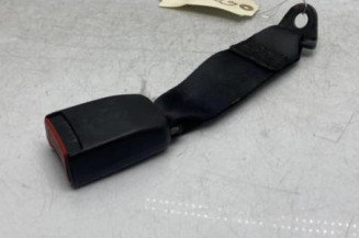 Attache ceinture arriere gauche PEUGEOT 306