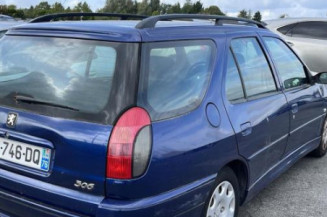 Poignee interieur arriere droit PEUGEOT 306