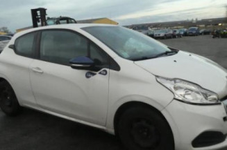 Interrupteur de leve vitre avant droit PEUGEOT 208 1