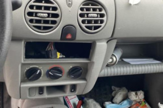 Poignee interieur avant gauche RENAULT KANGOO 1