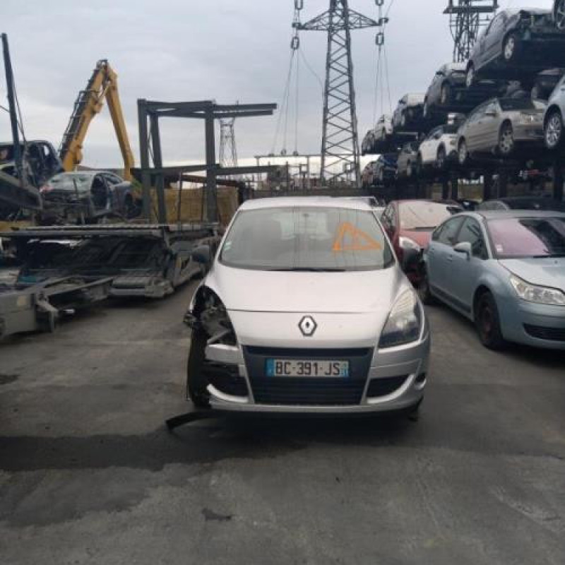 Boitier UCH RENAULT SCENIC 3 Photo n°4