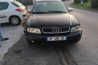 Serrure avant droit AUDI A4 1