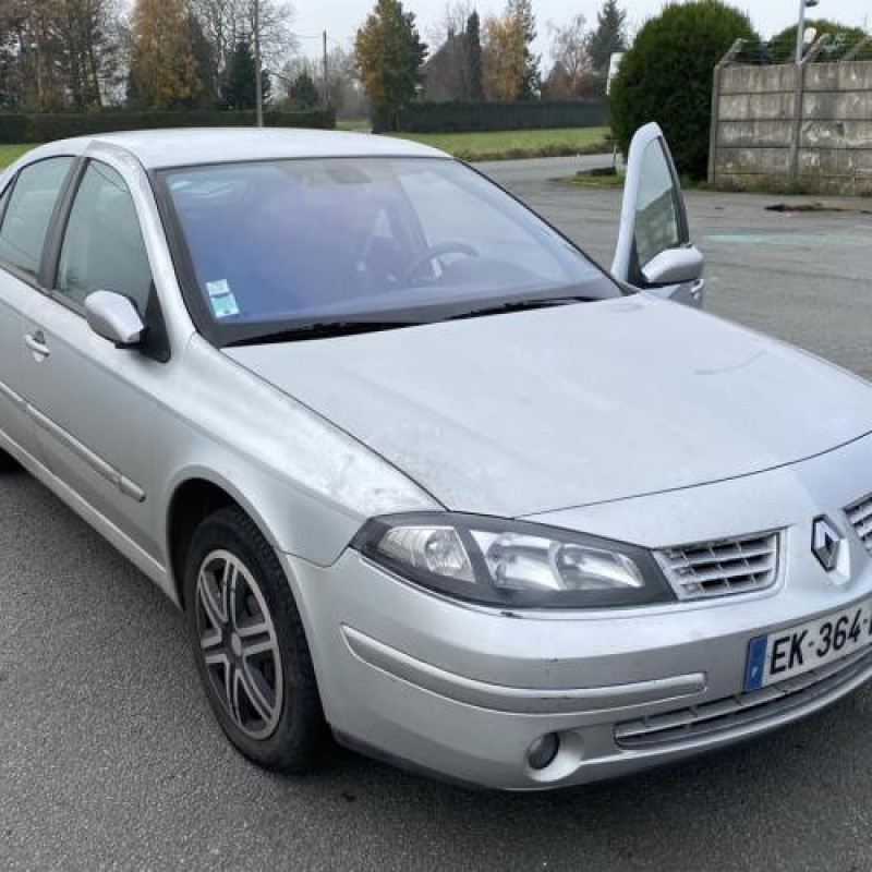 Feu arriere principal gauche (feux) RENAULT LAGUNA 2 Photo n°4