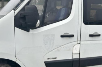 Serrure avant droit RENAULT MASTER 3