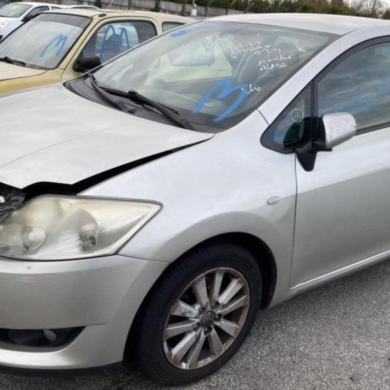 Attache ceinture arriere gauche TOYOTA AURIS 1 Photo n°6