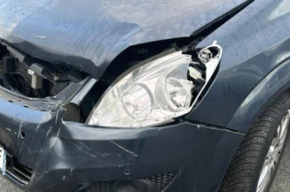 Poignee porte arriere gauche OPEL ZAFIRA B