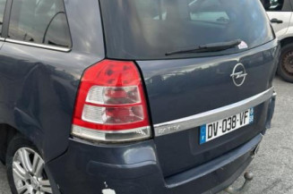 Poignee porte avant droit OPEL ZAFIRA B