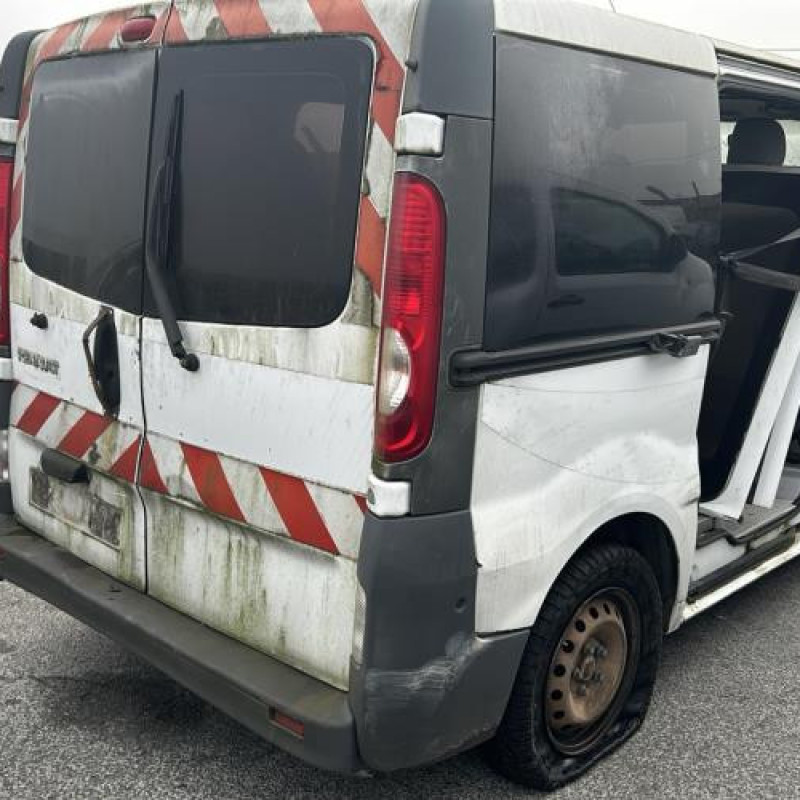 Poignee porte avant droit RENAULT TRAFIC 2 Photo n°10