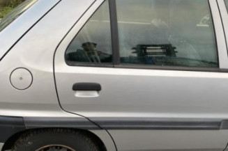 Porte avant droit CITROEN SAXO