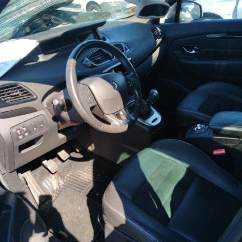 Boitier UCH RENAULT GRAND SCENIC 3 Photo n°8