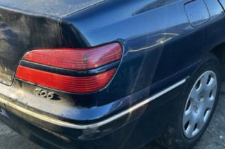 Aile avant droit PEUGEOT 406