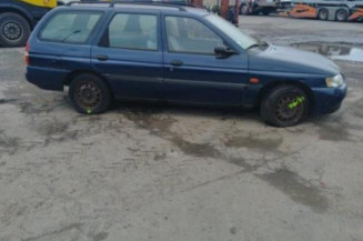 Capot FORD ESCORT 6