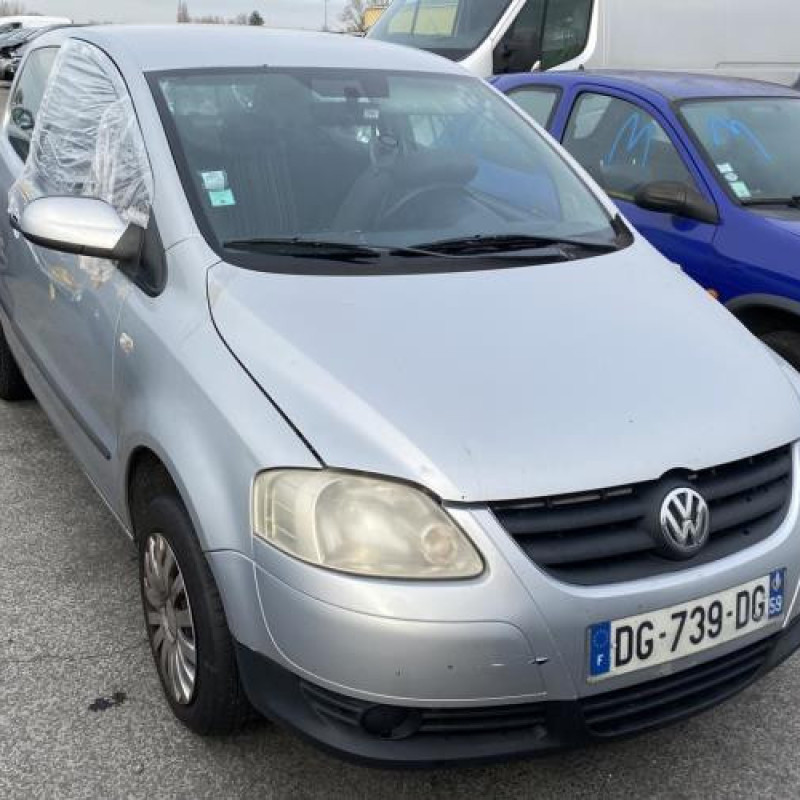 Feu arriere principal gauche (feux) VOLKSWAGEN FOX Photo n°4