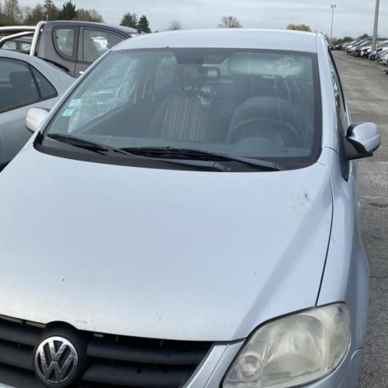 Feu arriere principal gauche (feux) VOLKSWAGEN FOX Photo n°5