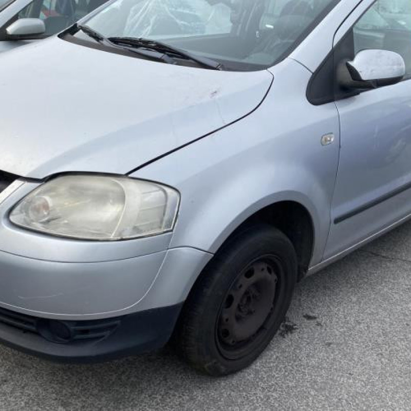 Feu arriere principal gauche (feux) VOLKSWAGEN FOX Photo n°8