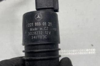 Pompe lave glace avant MERCEDES CLASSE C 204