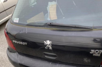 Serrure avant droit PEUGEOT 307