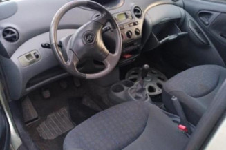 Interrupteur de leve vitre avant droit TOYOTA YARIS 1