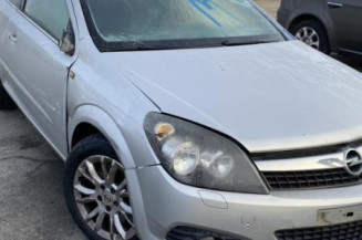 Pare choc arriere OPEL ASTRA H