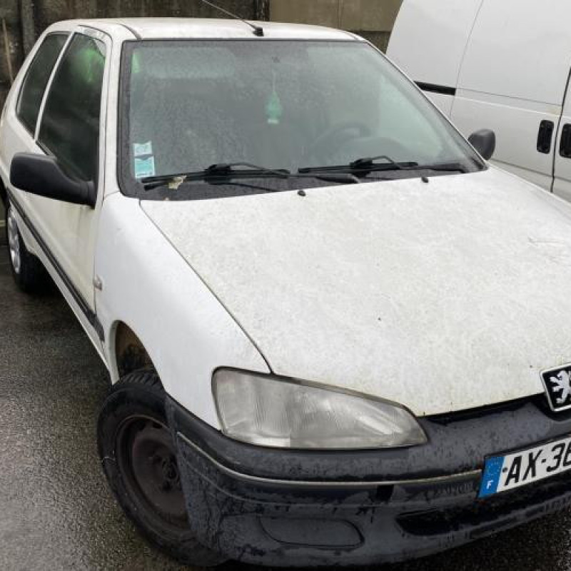 Retroviseur droit PEUGEOT 106 Photo n°6