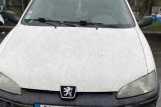 Retroviseur droit PEUGEOT 106