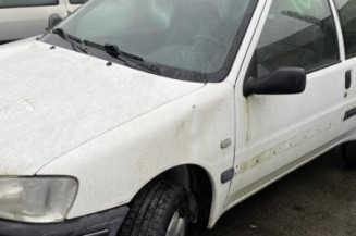 Retroviseur droit PEUGEOT 106