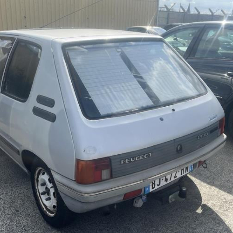 Boite de vitesses PEUGEOT 205 Photo n°9