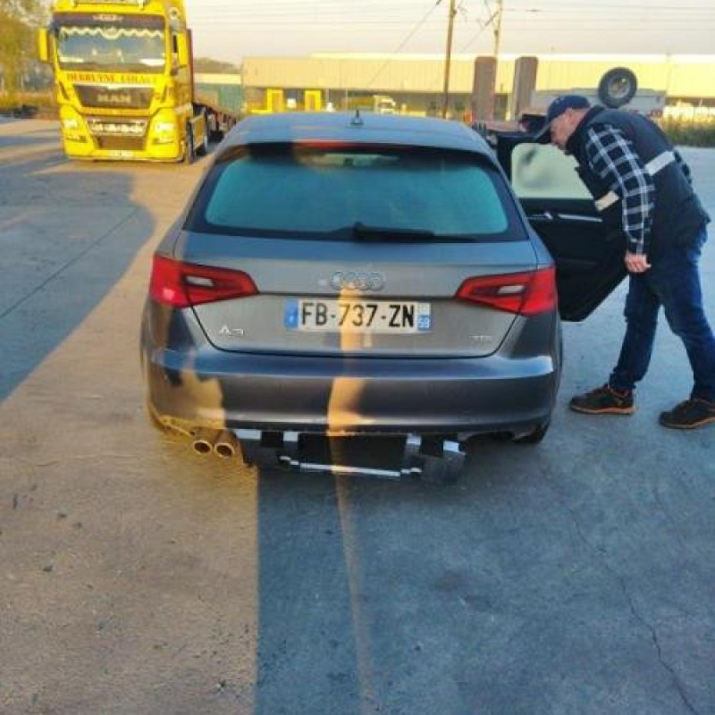 Interrupteur de leve vitre arriere gauche AUDI A3 3 Photo n°6