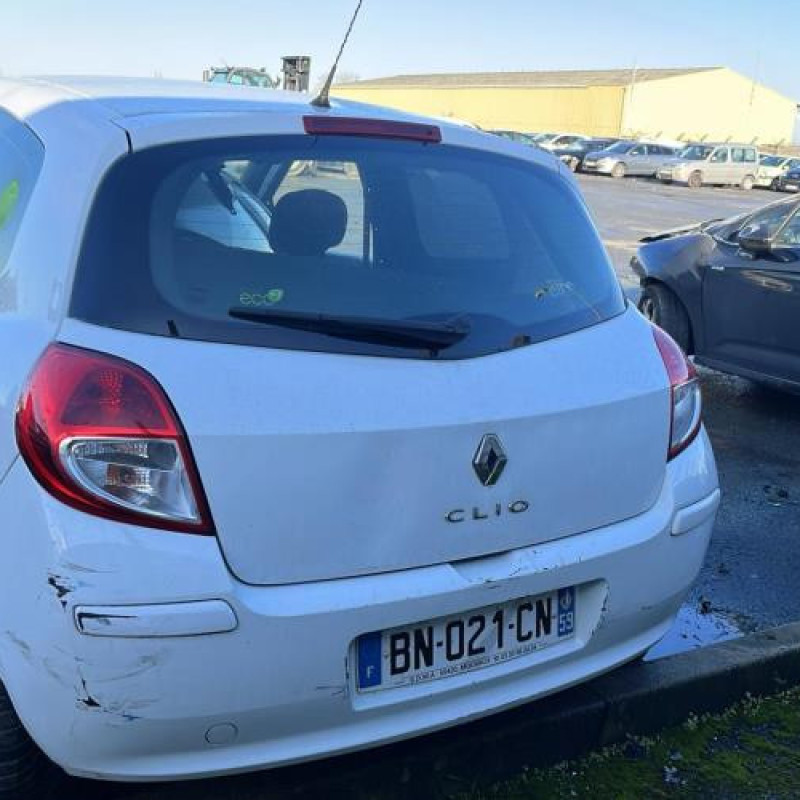 Renfort pare choc arriere (traverse) RENAULT CLIO 3 Photo n°10