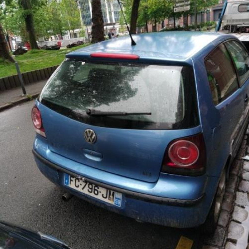 Poignee porte avant droit VOLKSWAGEN POLO 4 Photo n°7